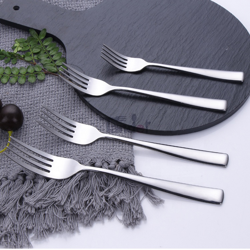 15 Pezzo Silverway Set di posate piatti