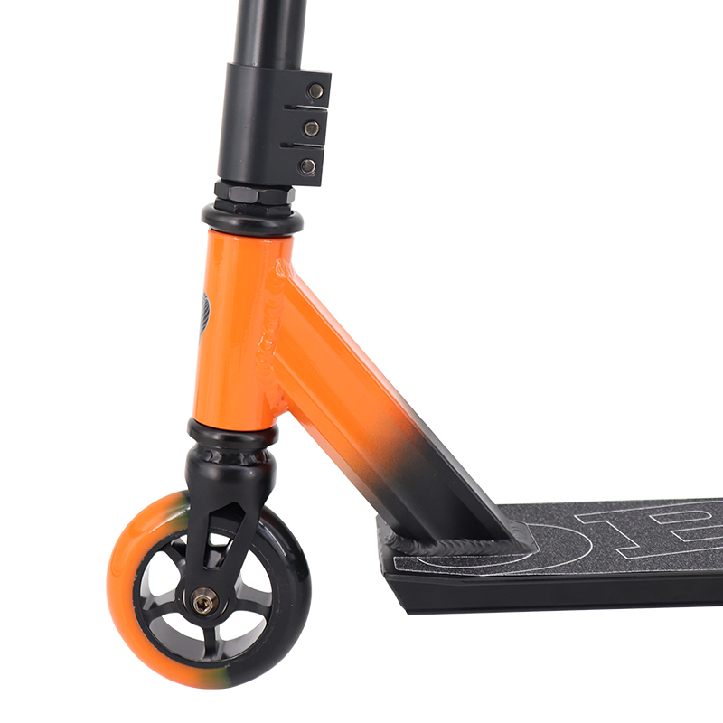 nuovo scooter economico stunt (due colore arancione)