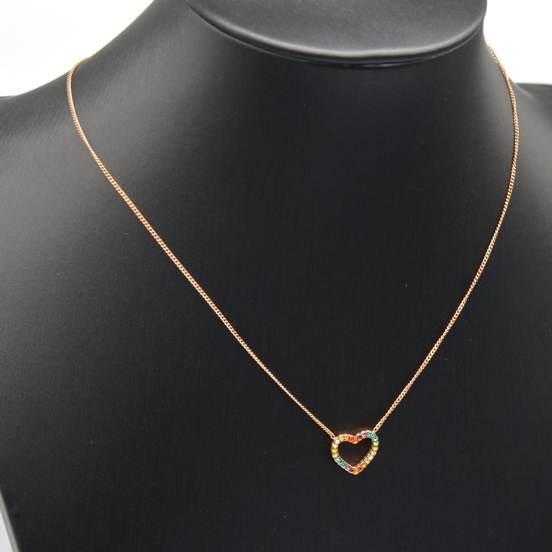 Collana pendente in acciaio a forma di cuore in pietra argilla rfbnck1111