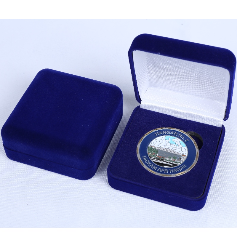 Elemento D-17 forma rotonda Velvet Box per pedali, monete -, distintivo, mm.65*68*29, pesi circa 40g.