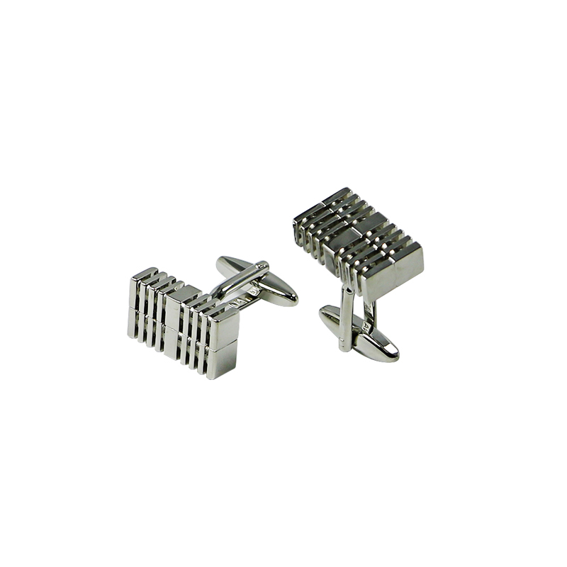 Gemelli Shitrs in silvertone con strisce a filigrana