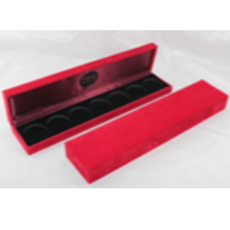 Articolo V-11 scatola rettangolare in similpelle per monete 210 * 35mm, badge & collana, ecc. Mm. 240 * 52 * 30, pesi circa 130 g