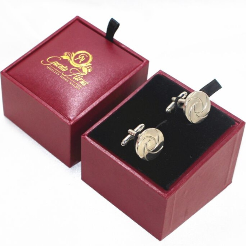 Articolo V-20X scatola quadrata in pelle PU per paio di fermacravatta o gemelli per coppia, ecc. Mm. 64 * 64 * 50, pesa circa 64 g