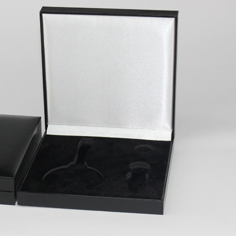 Elemento V-23 quadrato PU box in pelle per 120*120mm monete mutiple, medaglie e distintivi, ecc. mm.160*160*38, pesi circa 280g