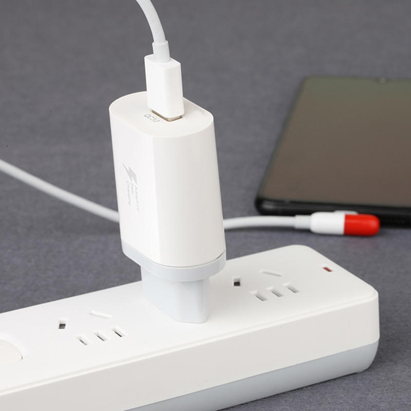 EU/US/UK PD 18W + 5V 2.4A 2 port USB C Fast Charger multi travel charger universale