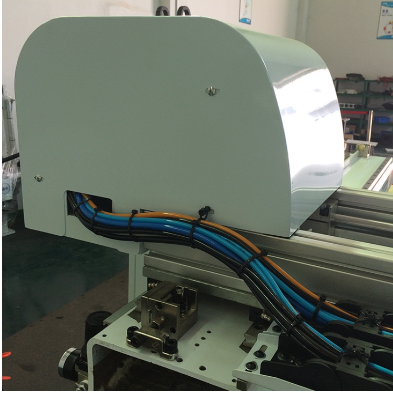 Transverso due braccia robot