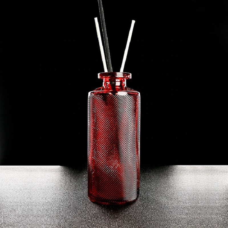 Bottiglia di vetro colorata con diffusore a lamella di alta qualità