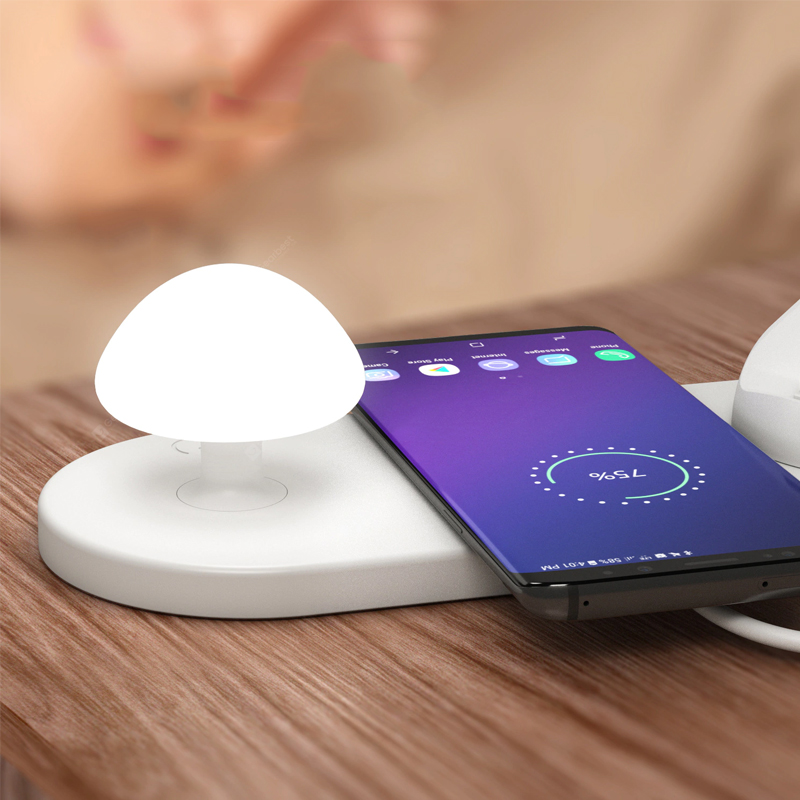 3 in 1 Base di ricarica wireless Lampada da rubinetto a forma di fungo Caricatore multiporta USB Lampada da notte a fungo - Bianca