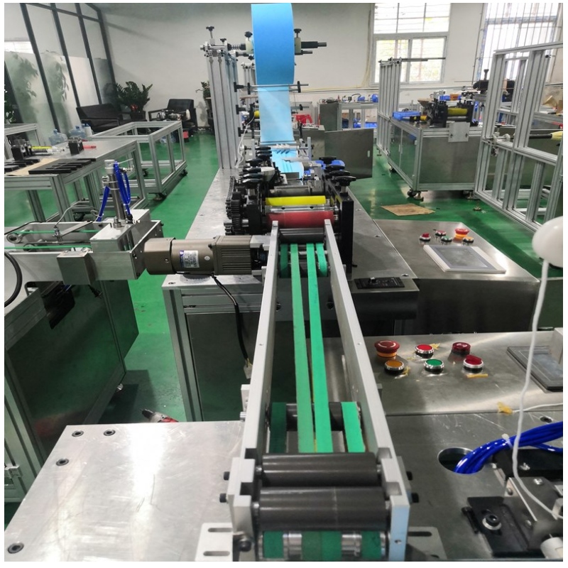 Caratteristiche della macchina per la maschera interna?