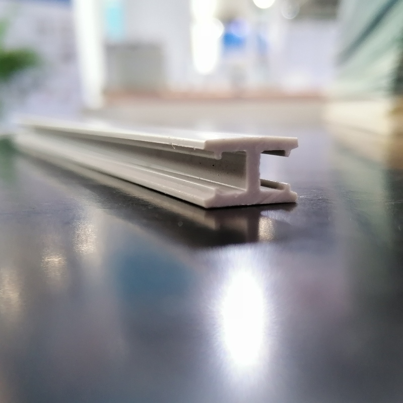 Costruzione di un raccordo ad alta resistenza Costruzione di una speciale flangia del piano di condotta PVC U flangia per il condotto per il sistema di ventilazione