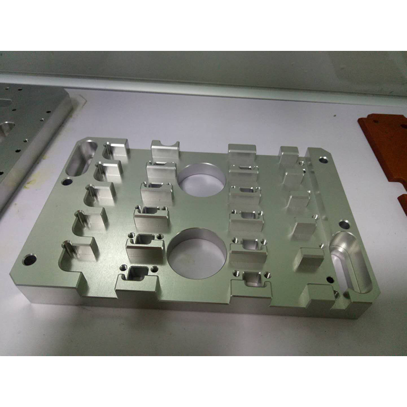 Lavorazione CNC in lega di alluminio