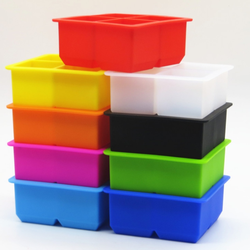 Gel di silice Griglia per ghiaccio a 4 griglie Stampo quadrato per gel di silice a 4 fori Scatola per accessori quadrata a 4 fori Scatola per ghiaccio per whisky Bar