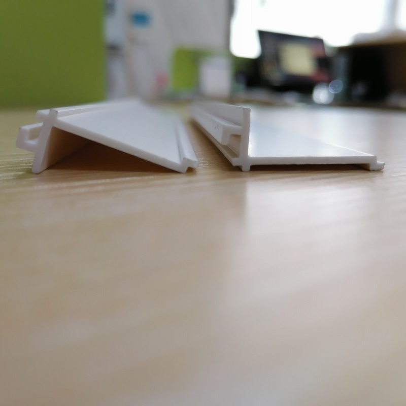 Cina produttore per profilo a canale in pvc l profilo in pvc striscia in pvc profilo a forma di l per la decorazione di edifici