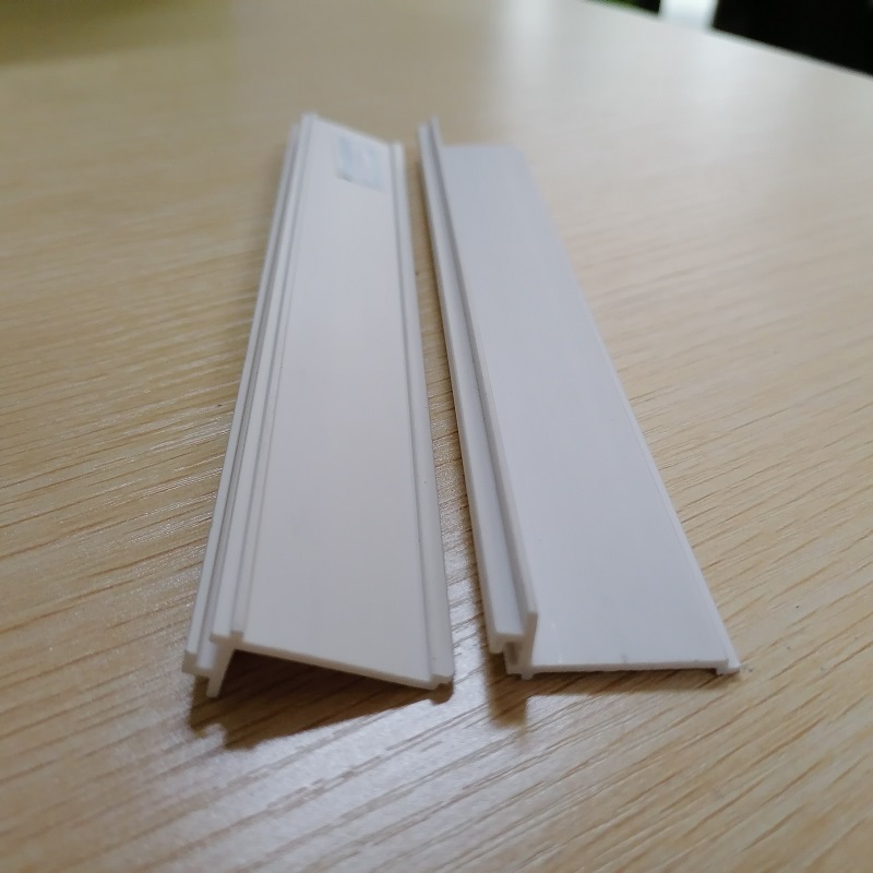 Cina produttore per profilo a canale in pvc l profilo in pvc striscia in pvc profilo a forma di l per la decorazione di edifici