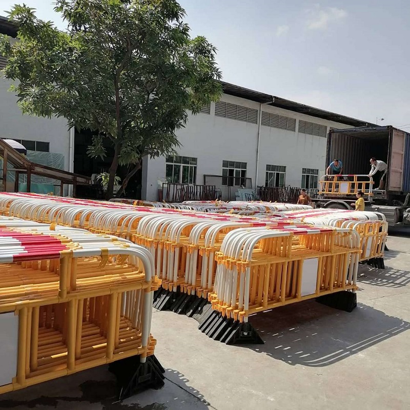 2 metri di recinzione in plastica per la sicurezza del traffico in pvc, le barriere per la folla pedonale costano le barriere per la sicurezza delle persone