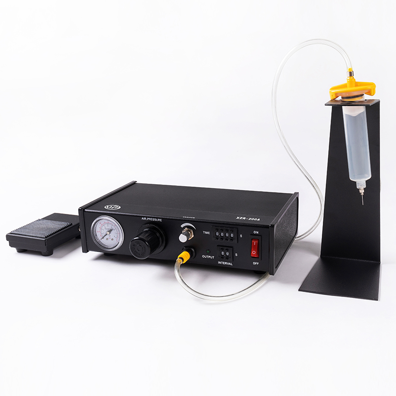 XZR-200A, il distributore di colla a circolazione con doppia efficienza di lavoro