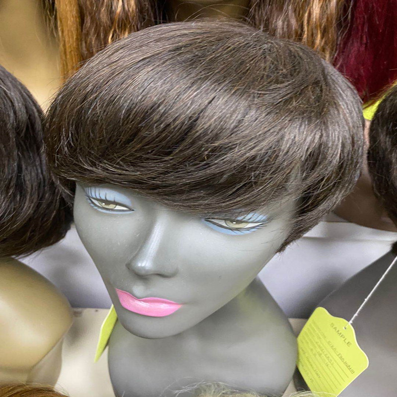 Cosa dovrei fare se continuo a perdere i capelli?C'è una buona soluzione?