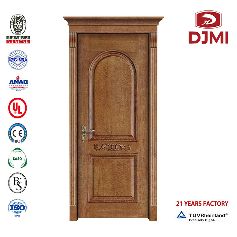 Doppie porte in legno massello Porta interna classica incisa di alta qualità in legno Nuove impostazioni Ingresso principale Porte massicce Design del grano Pannello in legno Prezzo della porta Fabbrica cinese Tagliatrice automatica Leg...