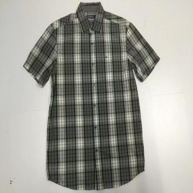 camicia corta per uomini