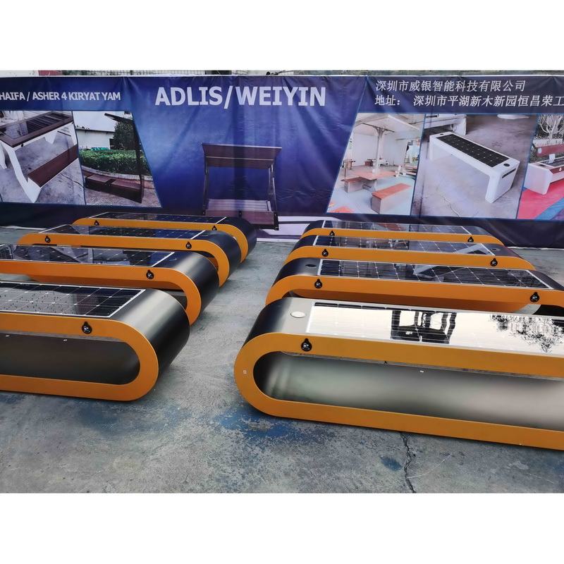 Muliti Funzione Wireless Charging LED Strip Luce Materiale di alta qualità Solar Smart Bench