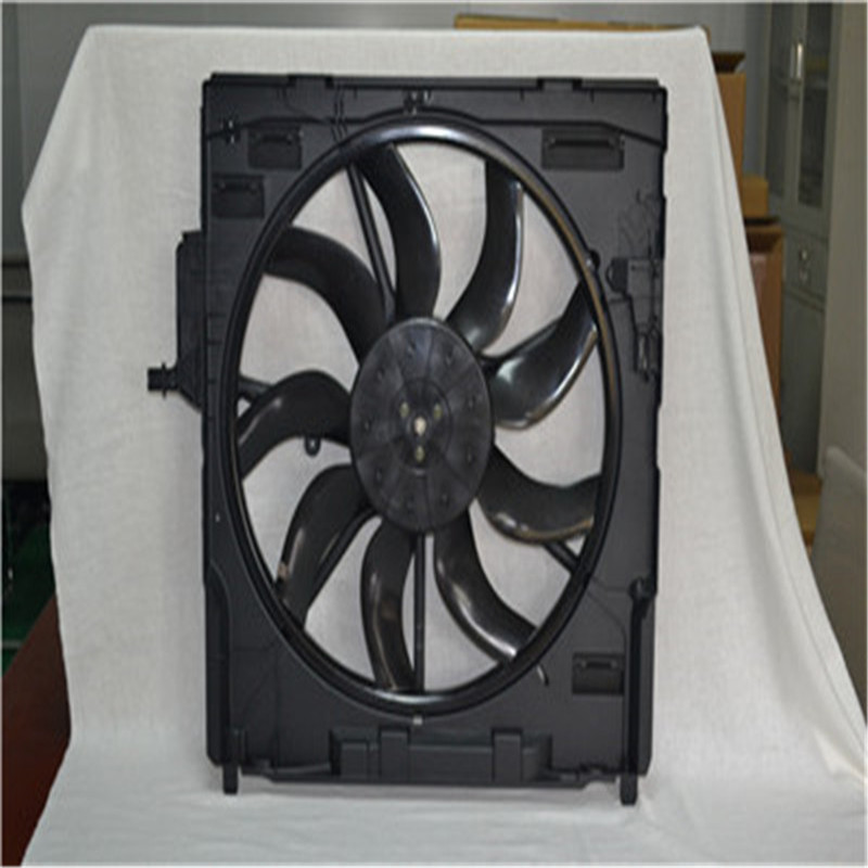 Ventola di raffreddamento del radiatore per BMW E70 E71 OEM 17428618242 17437616104