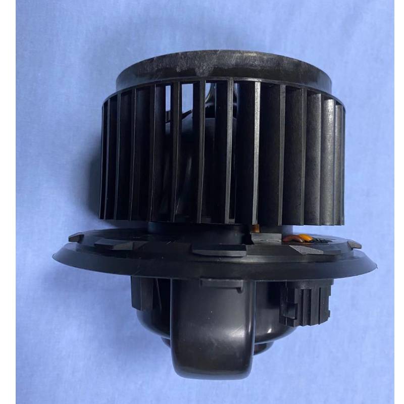 OEM NO. 7H0819021A Motore del ventilatore del sistema di condizionamento d'aria automobilistico per VW / AUDI