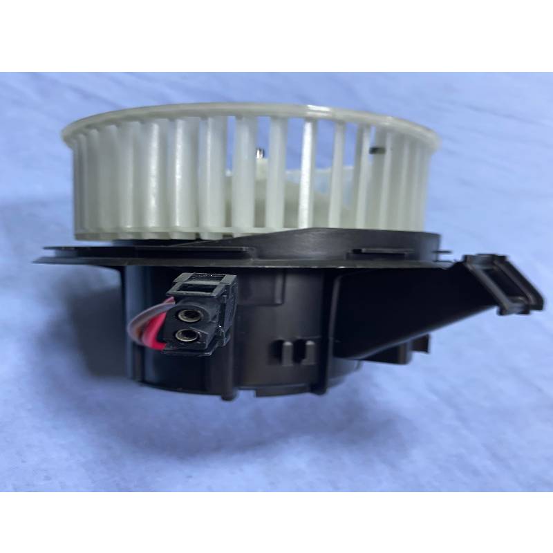 2048200208 Motore del ventilatore del sistema CA automobilistico per Mercedes-Benz W204 W212