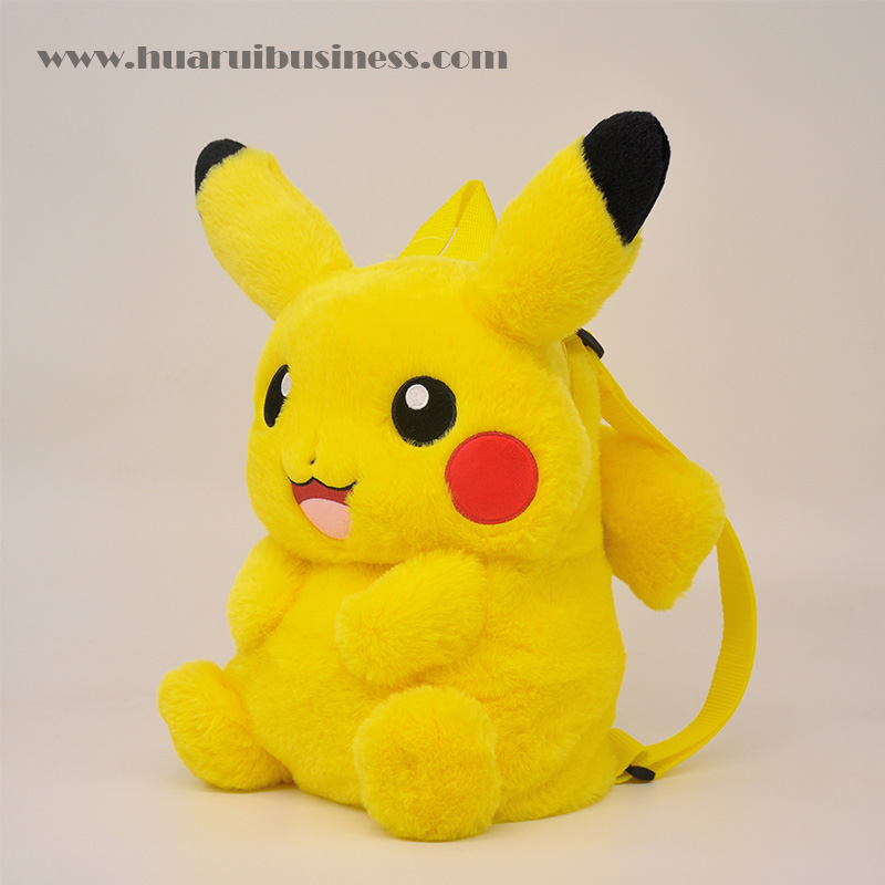 Lo zaino di peluche Pikachu