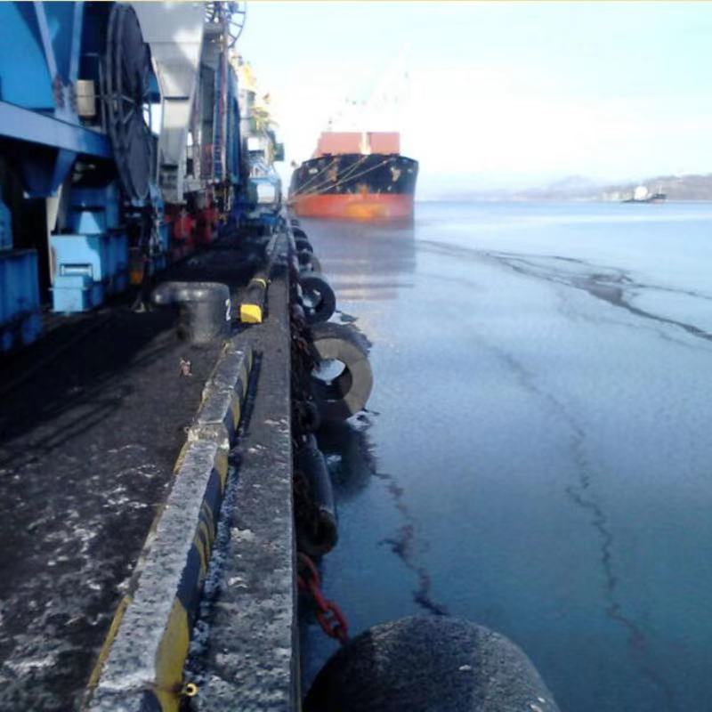 Fender di gomma di tipo cilindrico per banchina di banchina