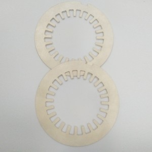 Un gran numero di carta isolante NOMEX personalizzata T410 carta aramidica bianca per alte temperature e carta isolante ignifuga