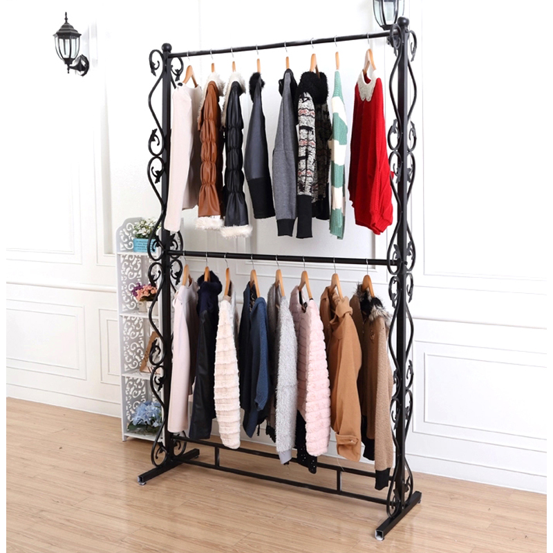 TMJ PP-560 Factory Custom High Class Clothing Display Ficture Design Revolving Metal Ornament Display Stand