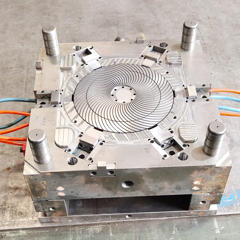 Cosa dovrebbe prestare attenzione sul design delle stampi a iniezione