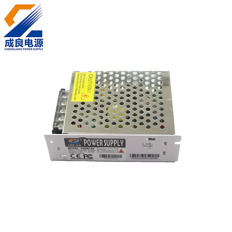 Alimentatore LED 12V 5A 60W LED Driver Transformer SMPS