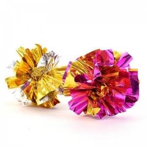 Ball della latta del gatto