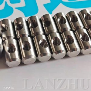 A-286 Trunnione filettato