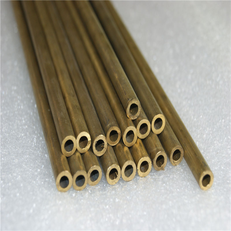 Tubo in ottone