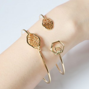 Bracciale aperto in fiore Begonia