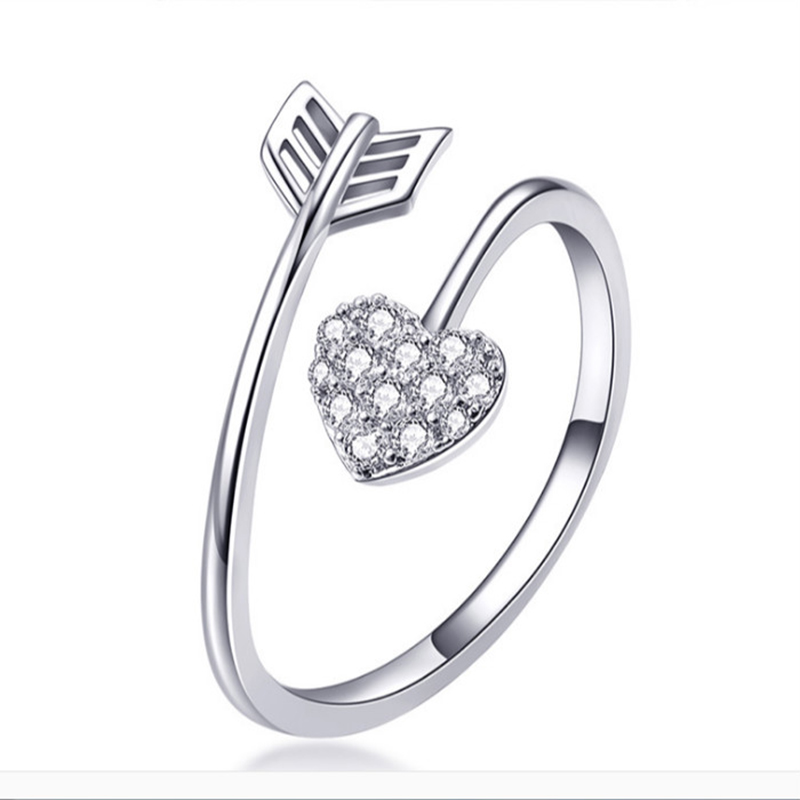 Cupido ama l'anello di Dio