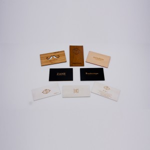 Biglietto da visita in legno