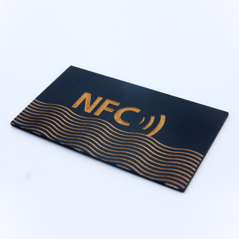 Smart card in legno