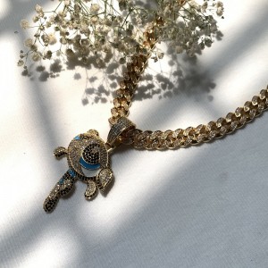 Pendente in solido in poliziotto in poliziotto