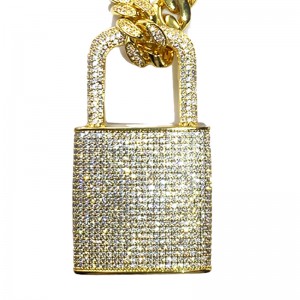 Pendente a chiave in rame in ottone in rame Iced Out Cubic Zircon Diamond Lock Block Collana