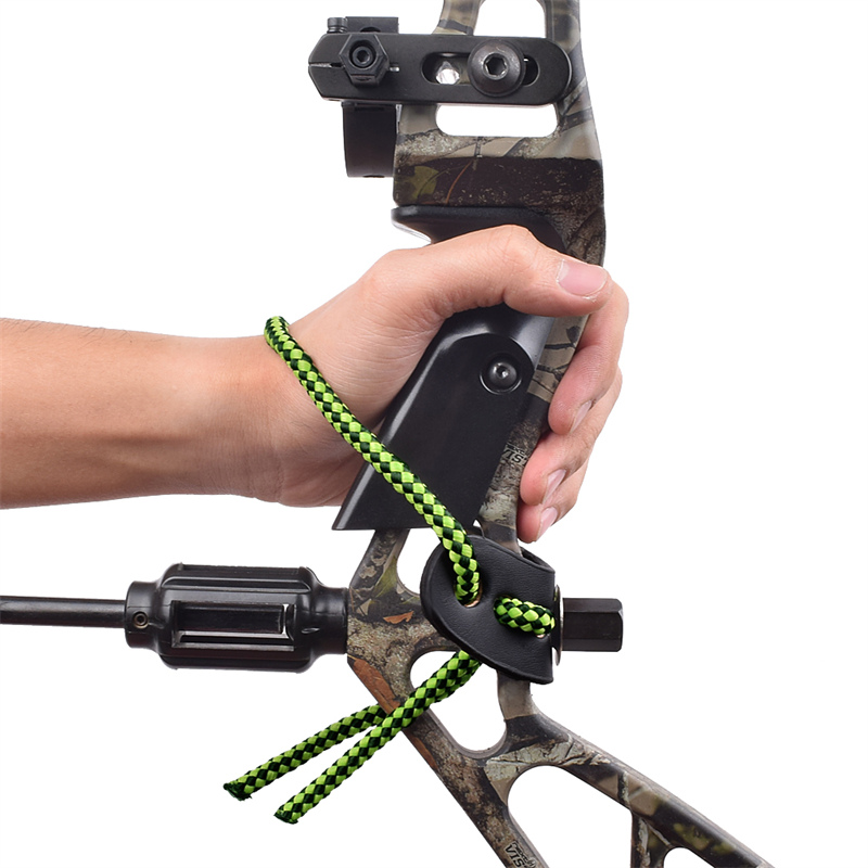 Elong Outdoor 470012 Sling da polso Verde Colore Verde in pelle Gromet Grometry Compound Attrezzatura per tiro a arco