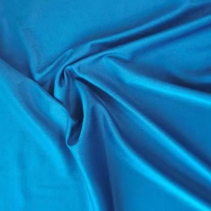 Tessuto riciclato in poliestere