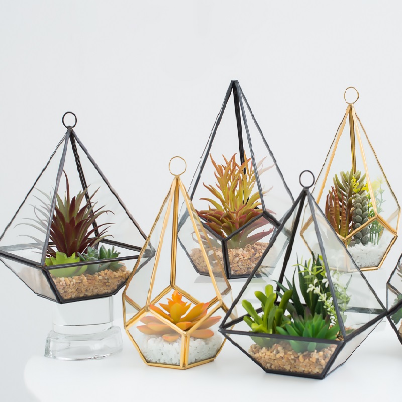 Succulente artificiale in vaso in articoli di vetro