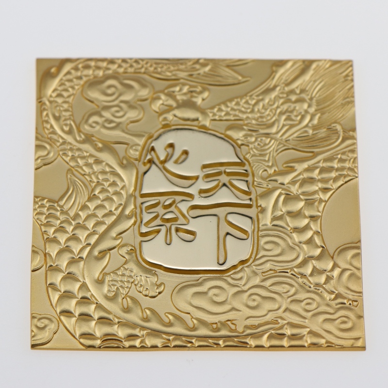 Porcellana Produttore Custom Die-Casting Antique Metal Beatplate in lega di zinco in lega di zinco in lega di laccato Logo targhetta