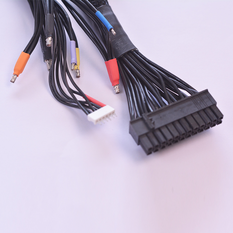 Cablaggio del filo dell'alimentazione del personal computer