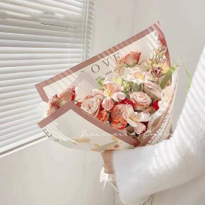 Carta tessuto Carta da imballaggio Flower Paper Multicolor Paper 30g&35G Carta Kraft Glitter Paper Carta Olographic Stail Stampa di carta Logo Bianco&yellow Kraft Paper Wine Wrapping Paper per regali di Natale