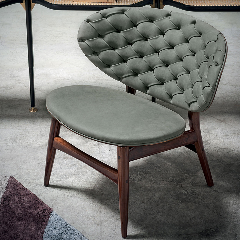Design moderno di alta qualità High Back Accent Chair Sedia di lusso in vera pelle di divano per soggiorno