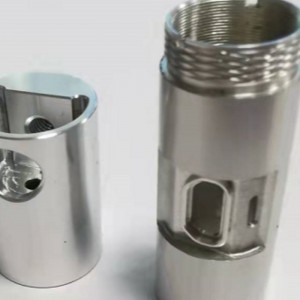 Elaborazione delle parti CNC.